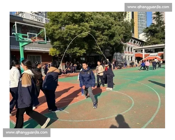 《激烈竞争展风采同学们在校园跳绳比赛中的拼搏与挑战》